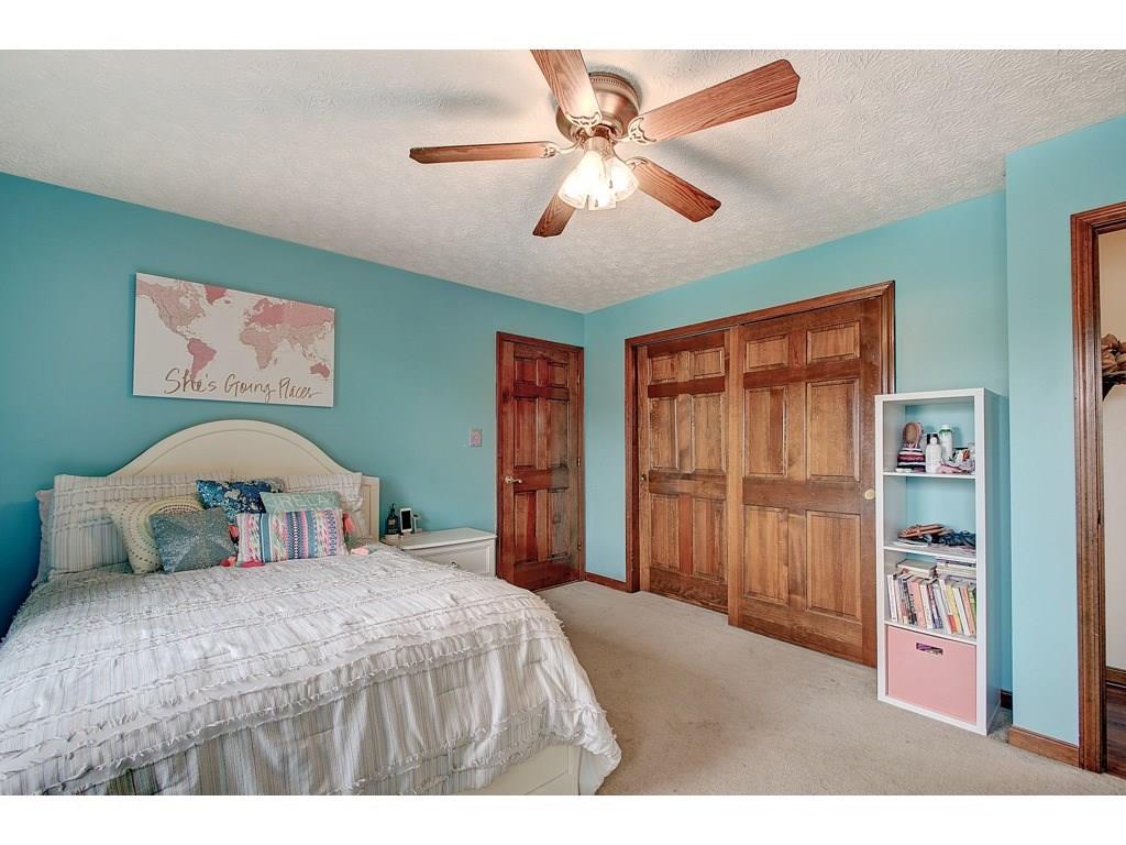 4327 Moss Ridge Circle Indianapolis, IN 46237 - Photo 17 of 25 Gallery Image 17