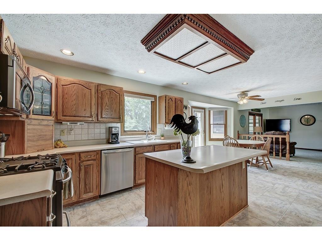 4327 Moss Ridge Circle Indianapolis, IN 46237 - Photo 7 of 25 Gallery Image 7