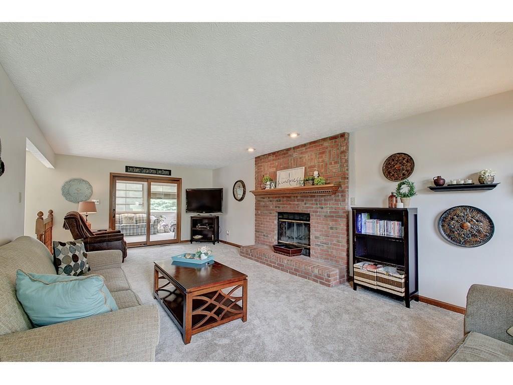 4327 Moss Ridge Circle Indianapolis, IN 46237 - Photo 10 of 25 Gallery Image 10