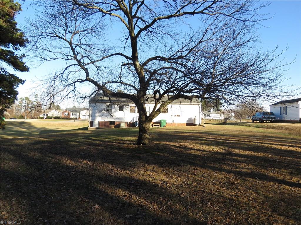 5826 Jones Road Walkertown, NC 27051 - Photo 22 of 29 Back yard
