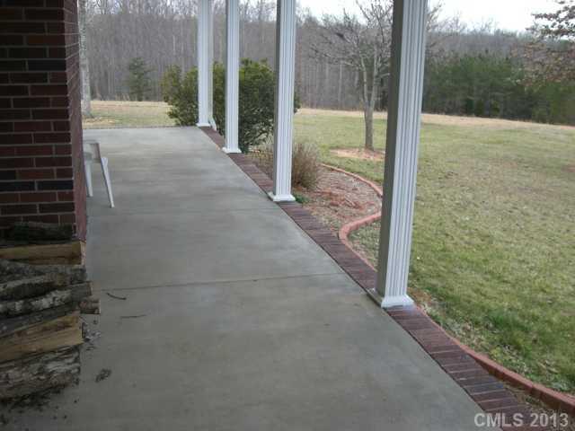 1380 Whitewolf Road Clover, SC 29710 - Photo 15 of 16