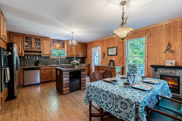 $169,900 | 3 Poplar Drive, Putnam, IL 61560