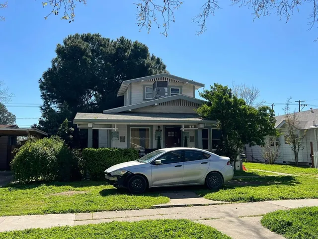 $124,999 | 1044 West 20th Street, Merced, CA 95340