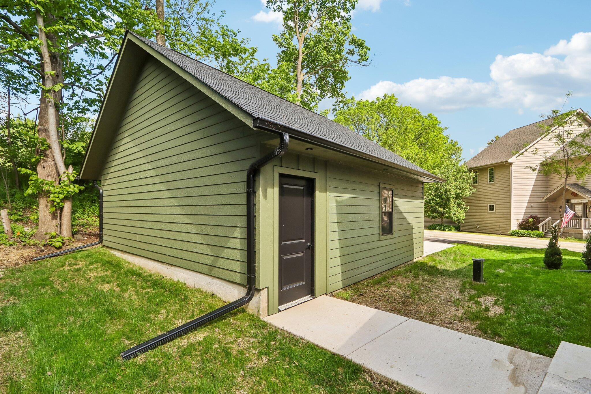 637 1st Street Delafield, WI 53018 - Photo 34 of 41 oversized 2.5 car garage
