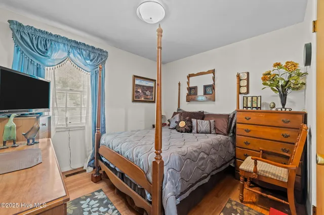 $219,900 | 111 Bateman Street, Plymouth, NC 27962