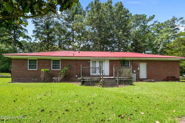 $219,900 | 111 Bateman Street, Plymouth, NC 27962