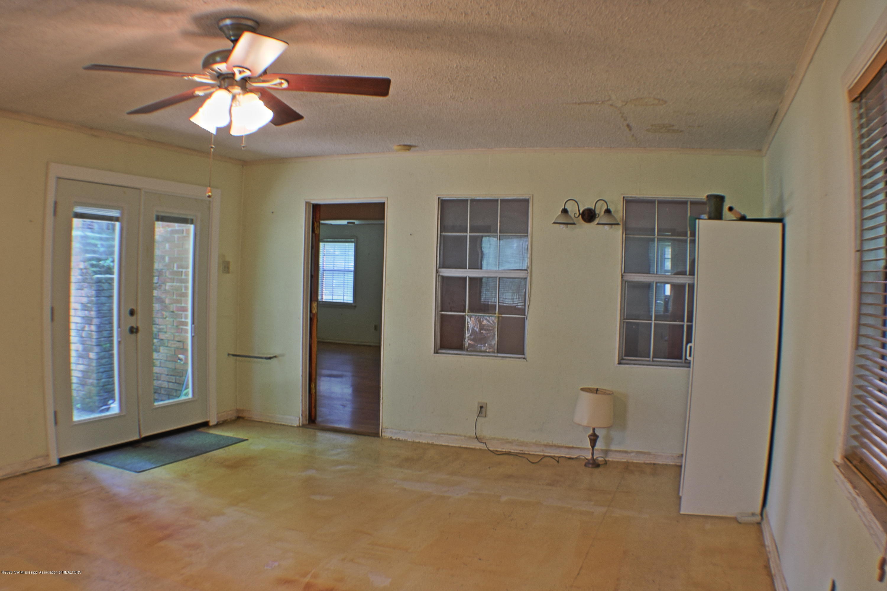474 Pleasant Hill Road Nesbit, MS 38651 - Photo 12 of 13 sun room