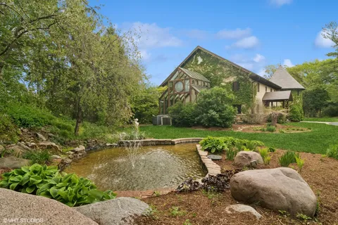 $2,250,000 | 236 Steeplechase Road, Barrington Hills, IL 60010