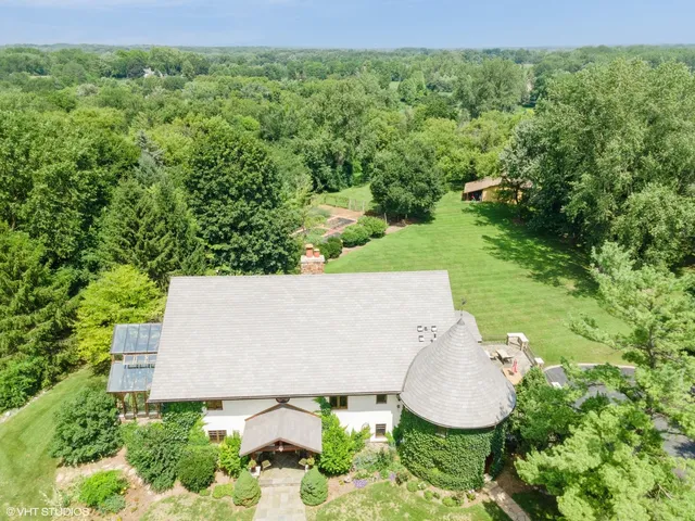 $2,250,000 | 236 Steeplechase Road, Barrington Hills, IL 60010