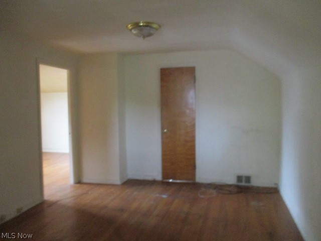 4369 Silsby Road University Heights, OH 44118 - Photo 12 of 13