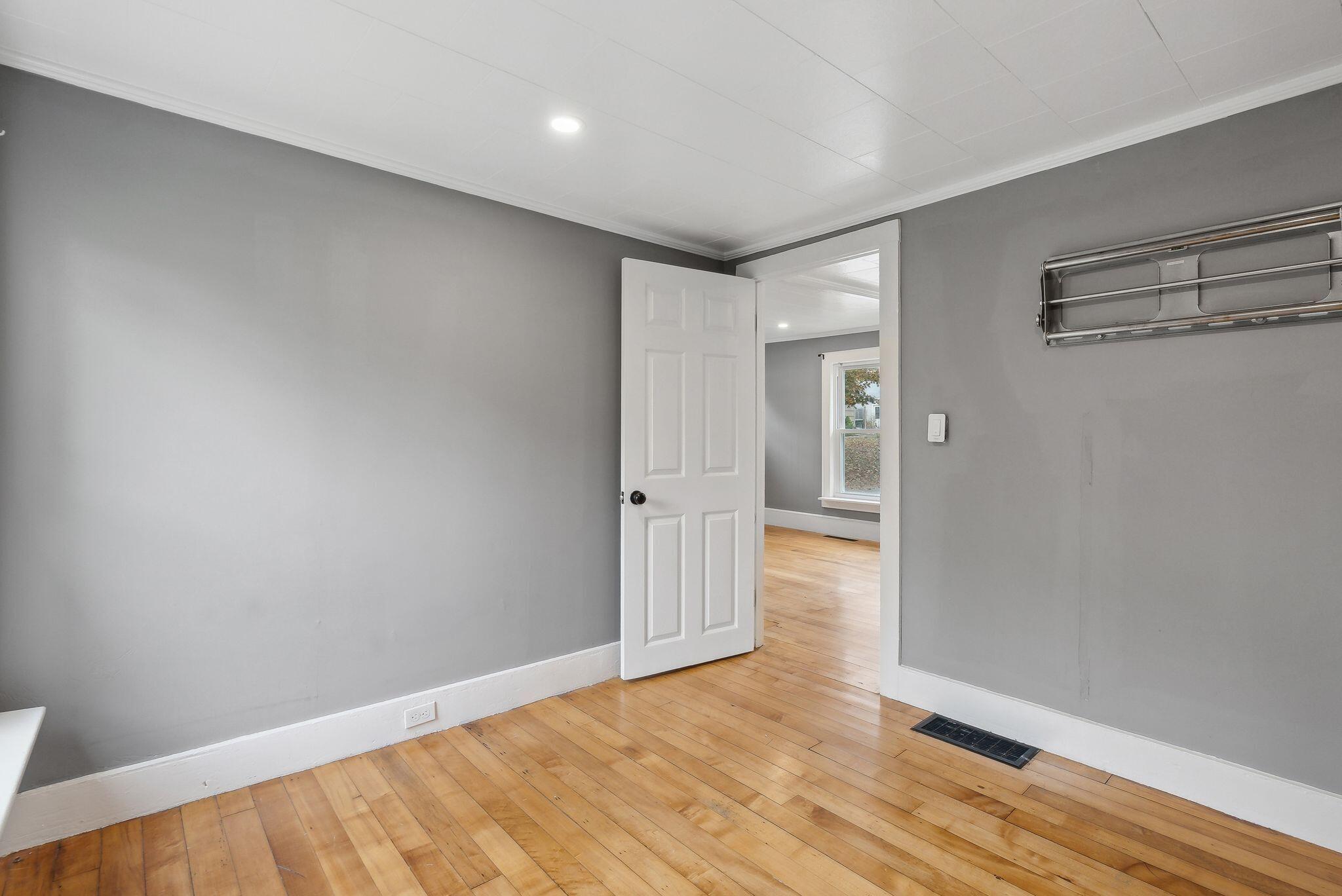 16 Granby Road South Portland, ME 04106 - Photo 18 of 22 17_DSC06062