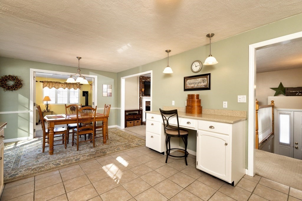 34 Farnham Road Rowley, MA 01969 - Photo 8 of 24 Gallery Image 8