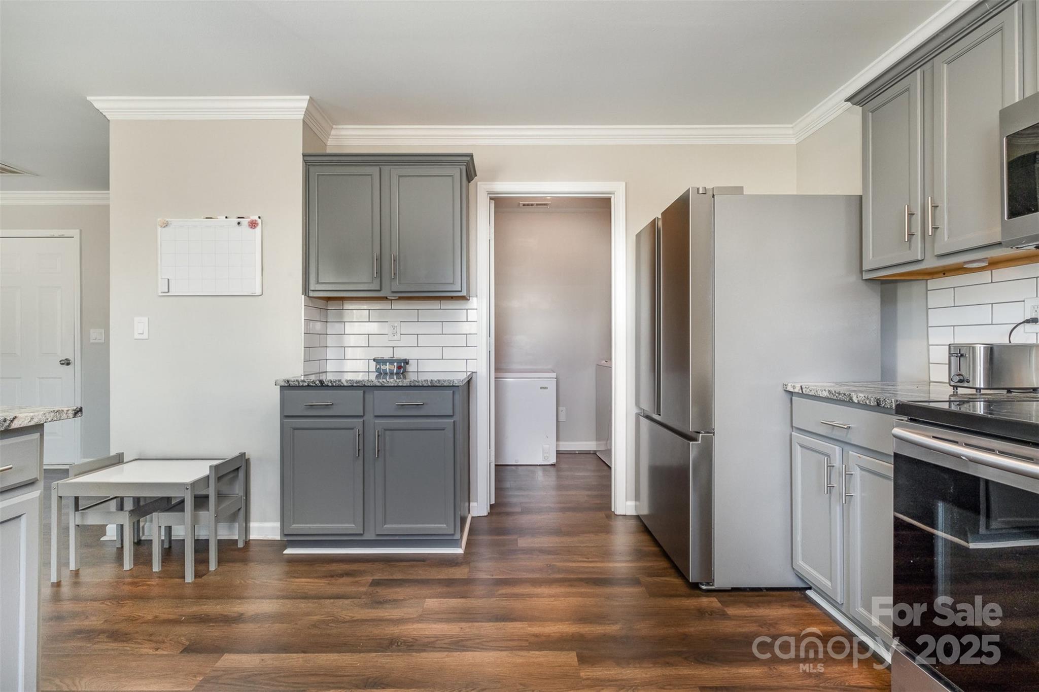 9323 John Russell Road Charlotte, NC 28215 - Photo 12 of 23 Gallery Image 12