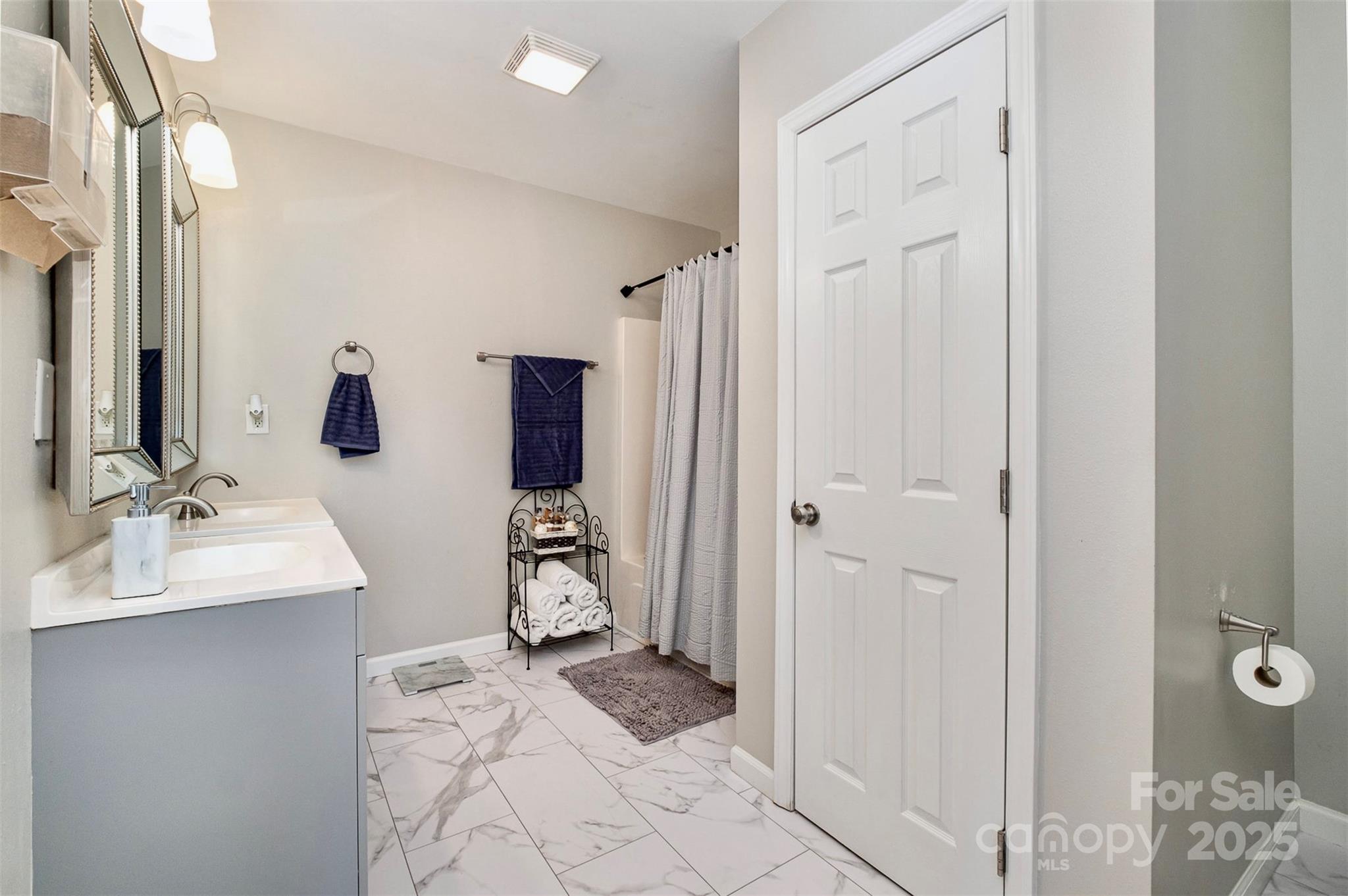 9323 John Russell Road Charlotte, NC 28215 - Photo 17 of 23 Gallery Image 17