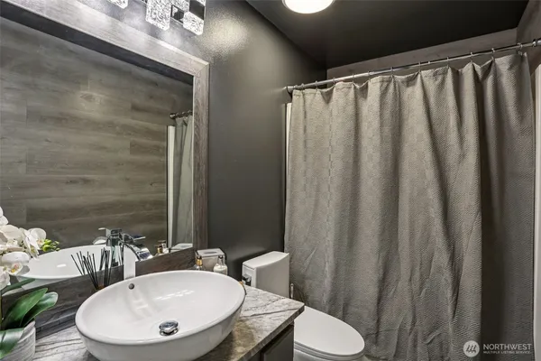 $1,165,000 | 27120 117th Place Southeast, Kent, WA 98030