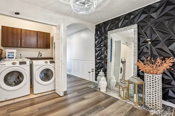 $1,165,000 | 27120 117th Place Southeast, Kent, WA 98030