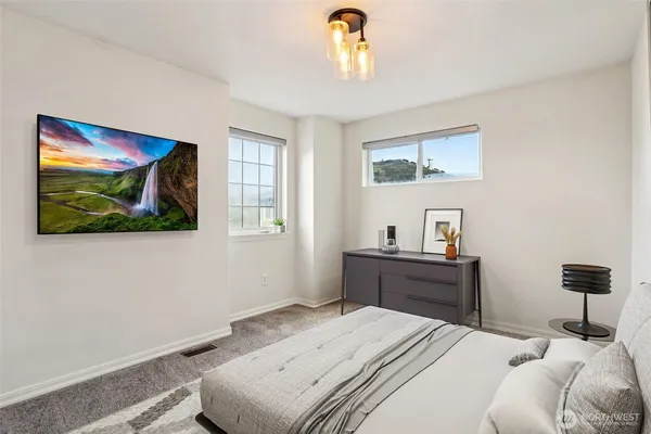 $1,165,000 | 27120 117th Place Southeast, Kent, WA 98030