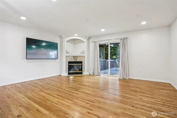 $1,165,000 | 27120 117th Place Southeast, Kent, WA 98030