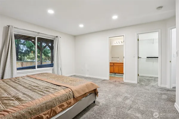 $1,165,000 | 27120 117th Place Southeast, Kent, WA 98030