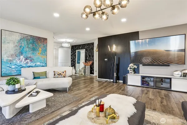 $1,165,000 | 27120 117th Place Southeast, Kent, WA 98030