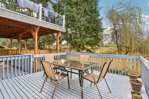 $1,165,000 | 27120 117th Place Southeast, Kent, WA 98030