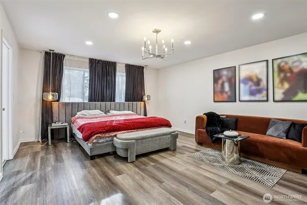 $1,165,000 | 27120 117th Place Southeast, Kent, WA 98030