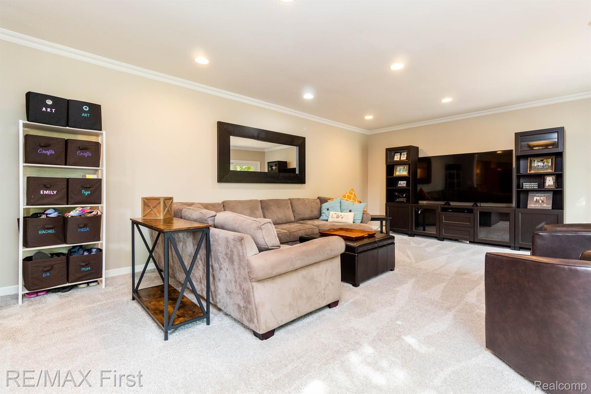 348 Shellbourne Drive Rochester, MI 48309 - Photo 25 of 65