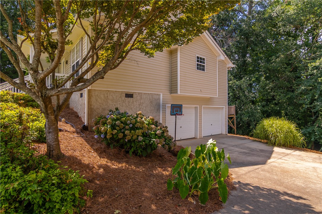 2713 Leconte Road Anderson, SC 29621 - Photo 5 of 36