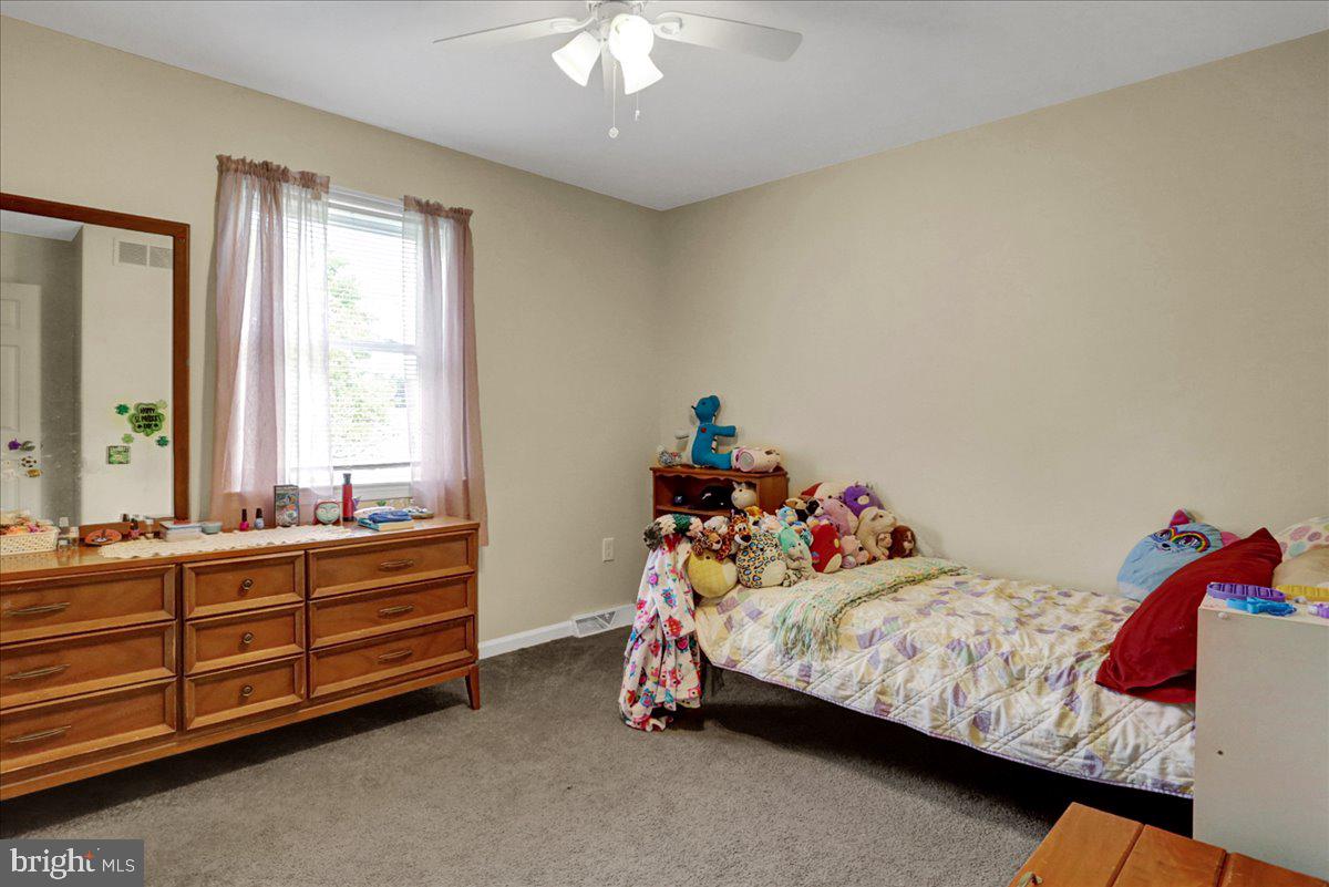 5226 Lorane Road Reading, PA 19606 - Photo 12 of 21 Gallery Image 12