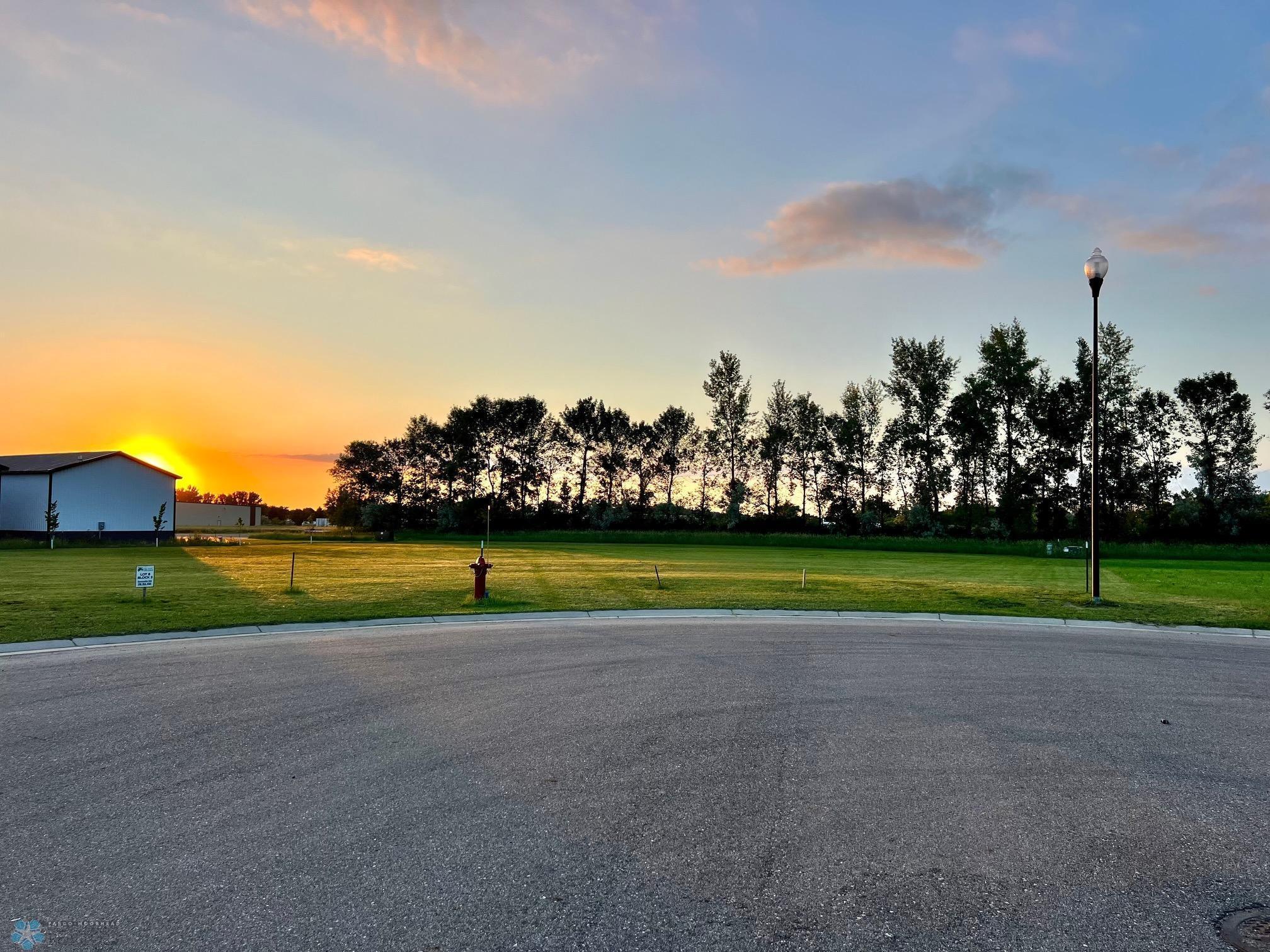 211 19th Street Northeast Barnesville, MN 56514 - Photo 1 of 9