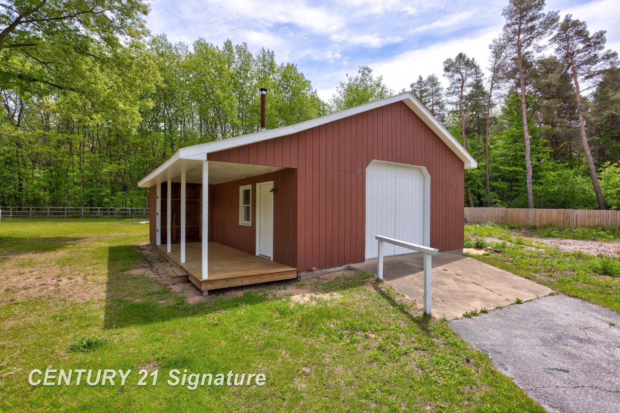 4769 South Fordney Road Hemlock, MI 48626 - Photo 35 of 53