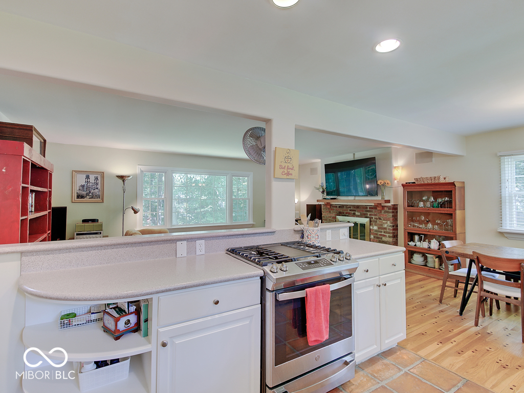 3639 Pinecrest Road Indianapolis, IN 46234 - Photo 8 of 39