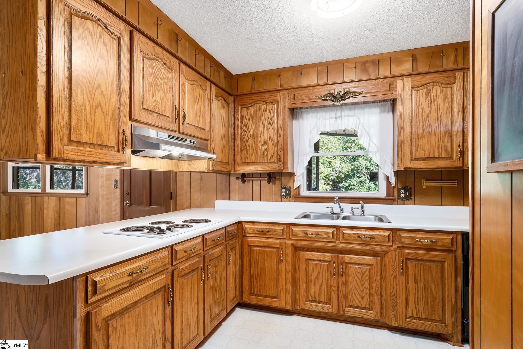 315 Sandifer Road Spartanburg, SC 29303 - Photo 12 of 22 Gallery Image 12