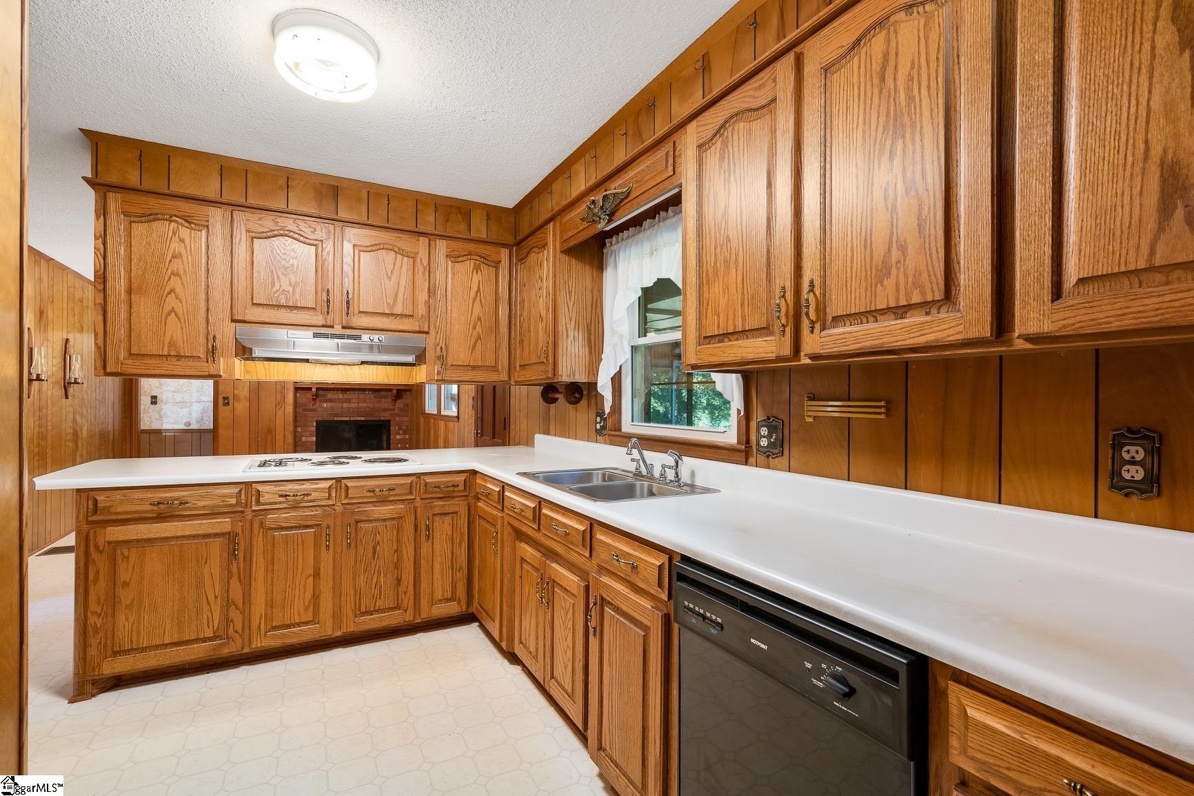 315 Sandifer Road Spartanburg, SC 29303 - Photo 13 of 22 Gallery Image 13