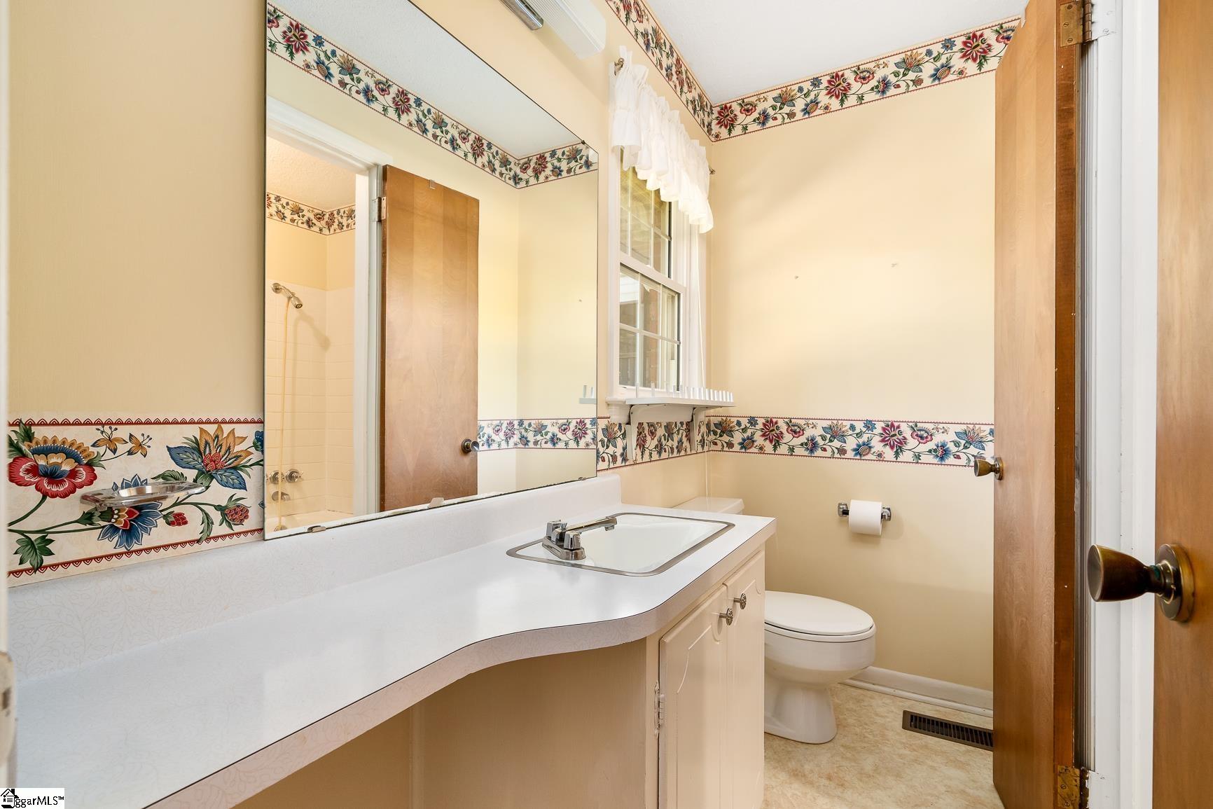 315 Sandifer Road Spartanburg, SC 29303 - Photo 16 of 22 Gallery Image 16