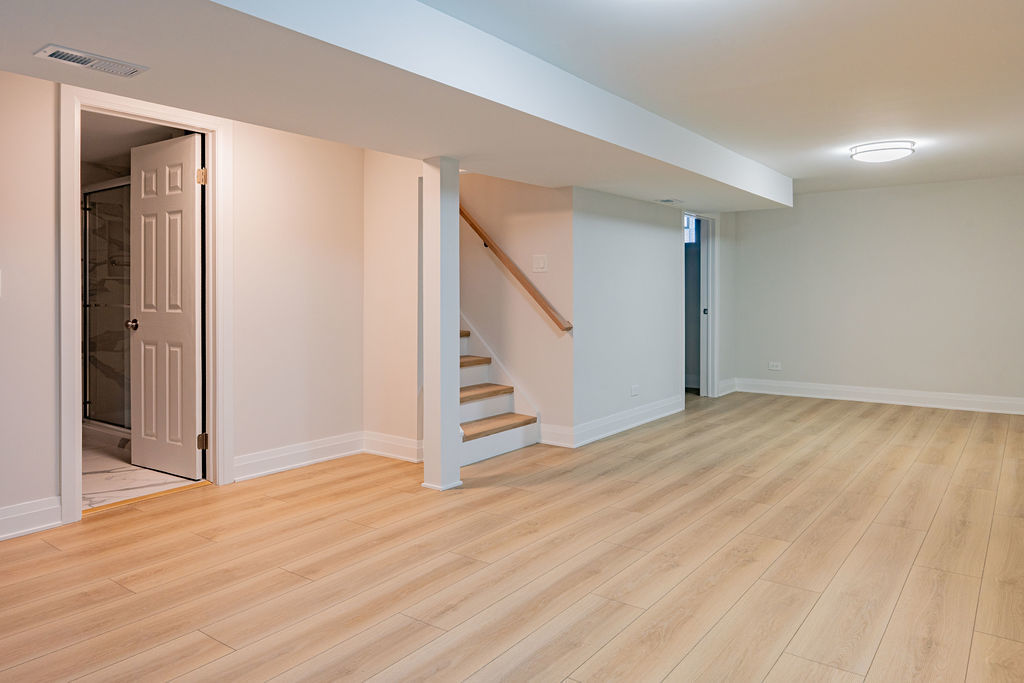 325 Roger Road Darien, IL 60561 - Photo 14 of 30 Gallery Image 14