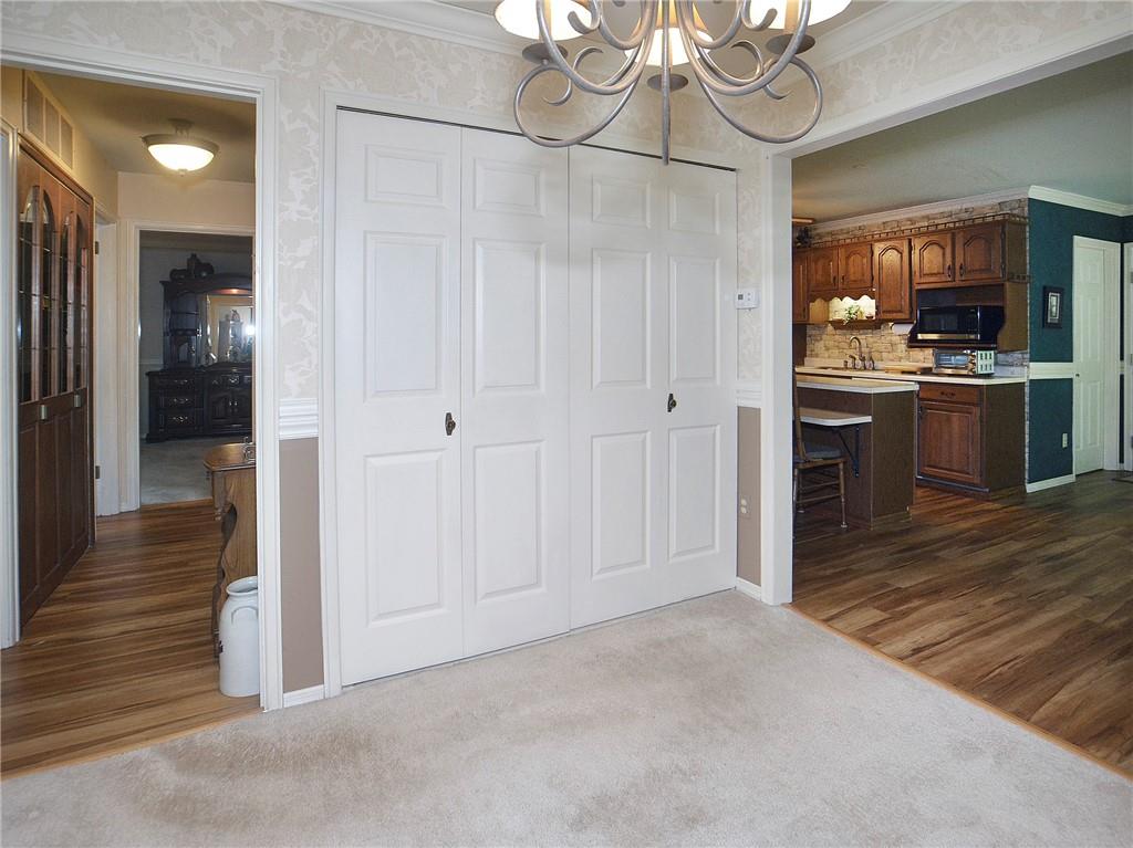139 Matterhorn Road Monroeville, PA 15146 - Photo 15 of 28 Gallery Image 15
