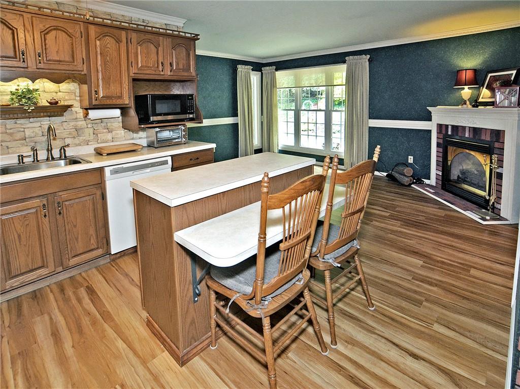 139 Matterhorn Road Monroeville, PA 15146 - Photo 6 of 28 Gallery Image 6