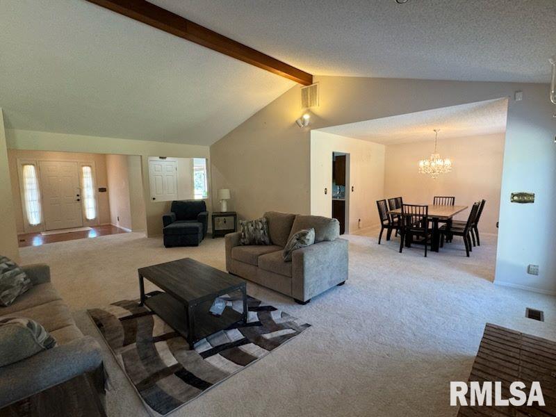 13866 East Jc Lake Road Mount Vernon, IL 62864 - Photo 4 of 24 Gallery Image 4