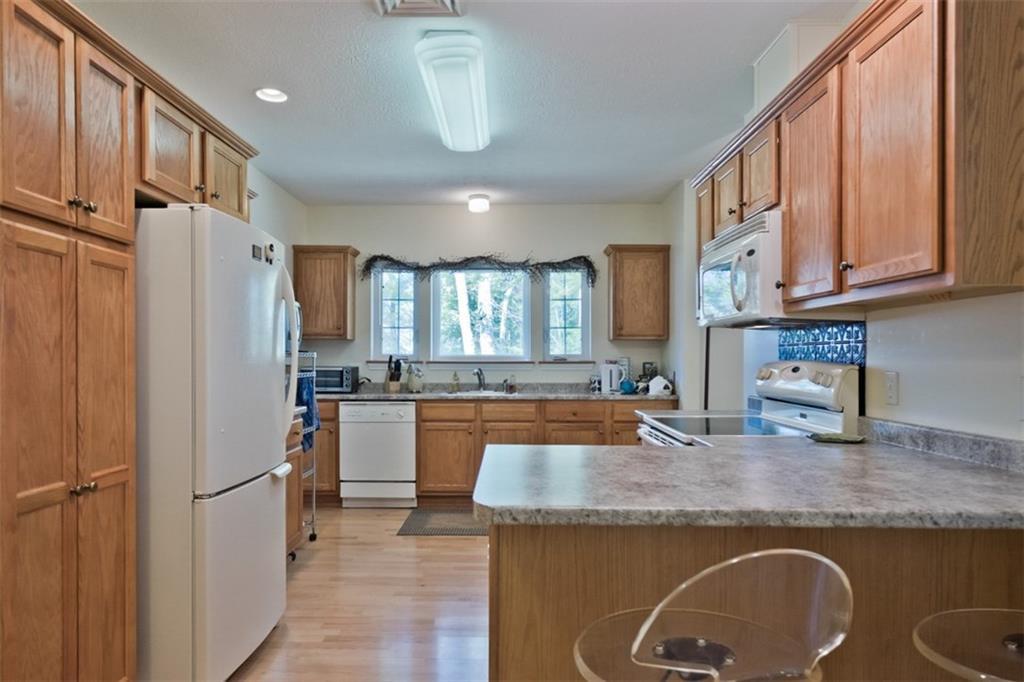 72 Kavanaugh Road, Unit 72 Old Orchard Beach, ME 04064 - Photo 8 of 35 Photo