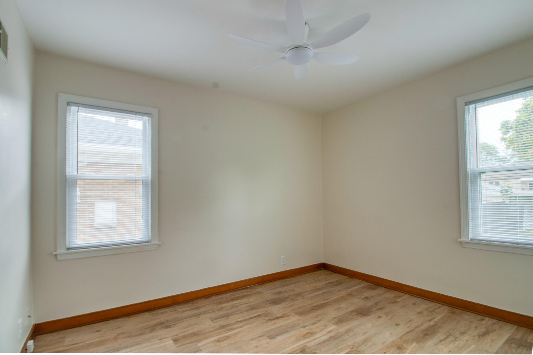 2924 South 46th Street Milwaukee, WI 53219 - Photo 16 of 22 IMG_2295