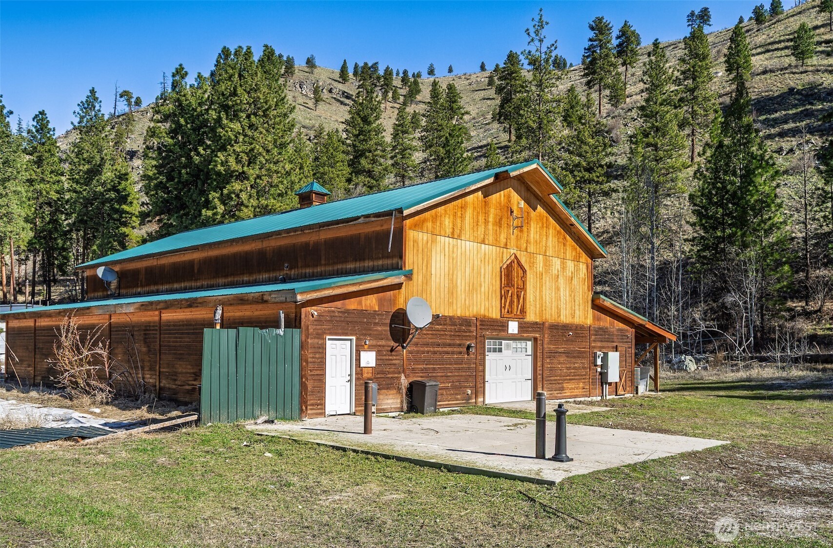710 Antoine Creek Road Chelan, WA 98816 - Photo 4 of 39