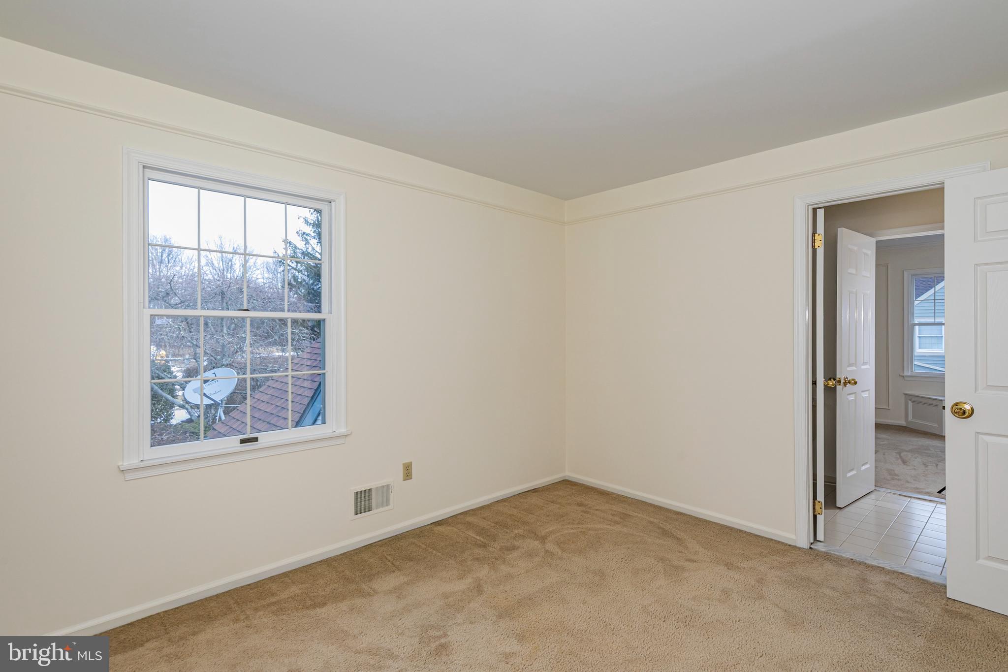 30 Baldwin Street Pennington, NJ 08534 - Photo 28 of 37 an empty room with windows