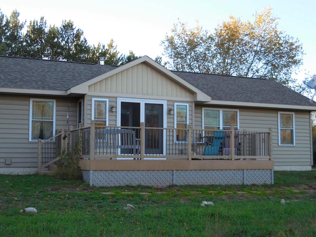 16280 Aletha Road Interlochen, MI 49643 - Photo 4 of 11 1872070-3.JPG