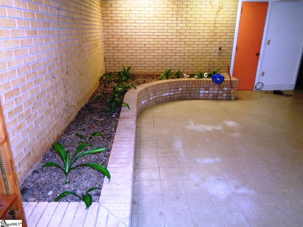 3156 State Park Road Greenville, SC 29609 - Photo 18 of 28
