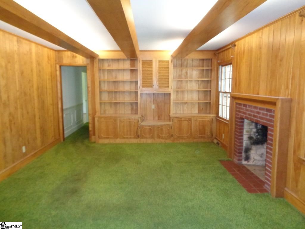 3156 State Park Road Greenville, SC 29609 - Photo 4 of 28