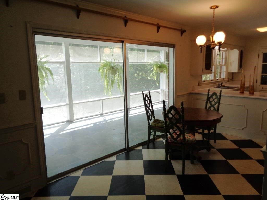 3156 State Park Road Greenville, SC 29609 - Photo 10 of 28