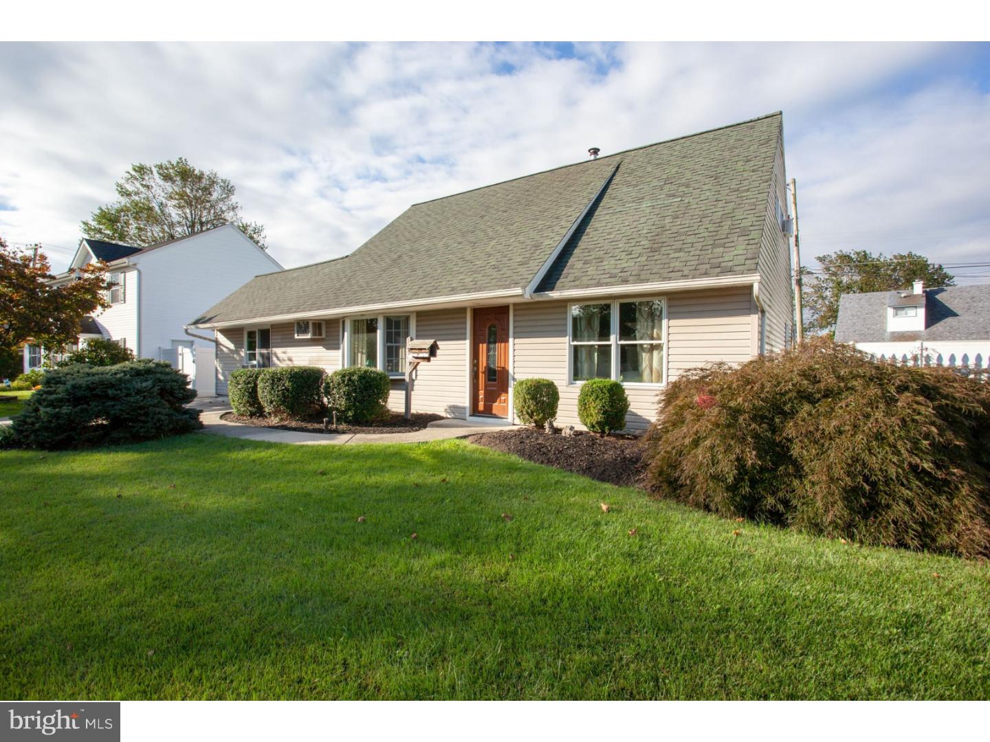 9 Quakeroak Road Levittown, PA 19057 - Photo 18 of 18 Exterior Front