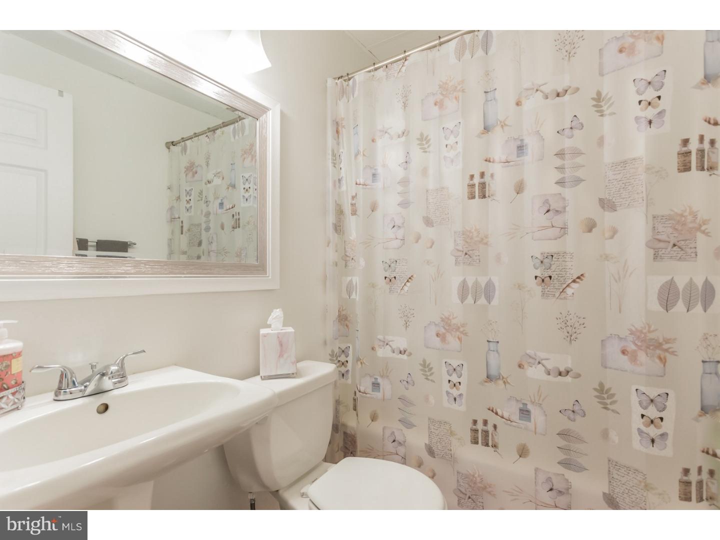 9 Quakeroak Road Levittown, PA 19057 - Photo 6 of 18 Bathroom