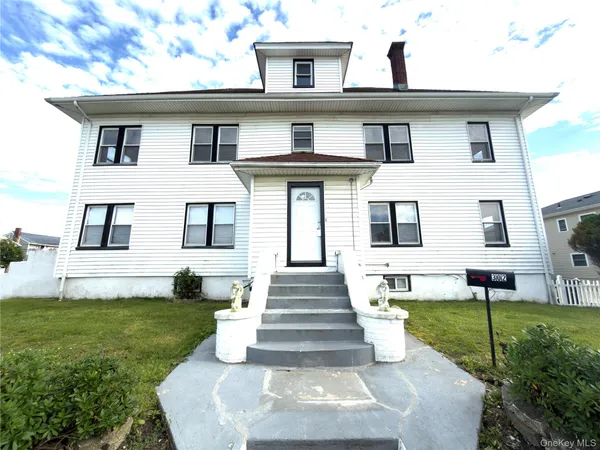 $5,000 | 517 Laurelton Boulevard, Long Beach, NY 11561